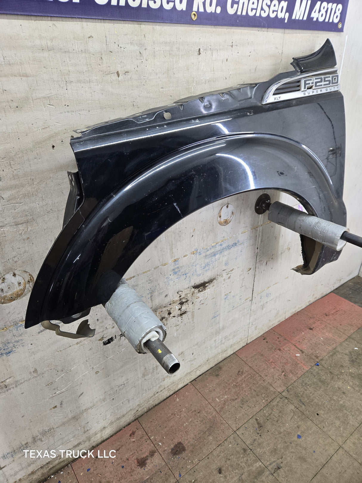 2011-2016 Ford Super Duty F250 F350 LH Driver Side Front Fender