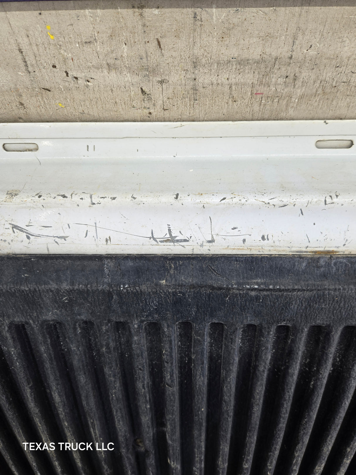 1997-2003 F150 / 1999-2007 Ford F250 F350 F450 F550 Super Duty Tailgate