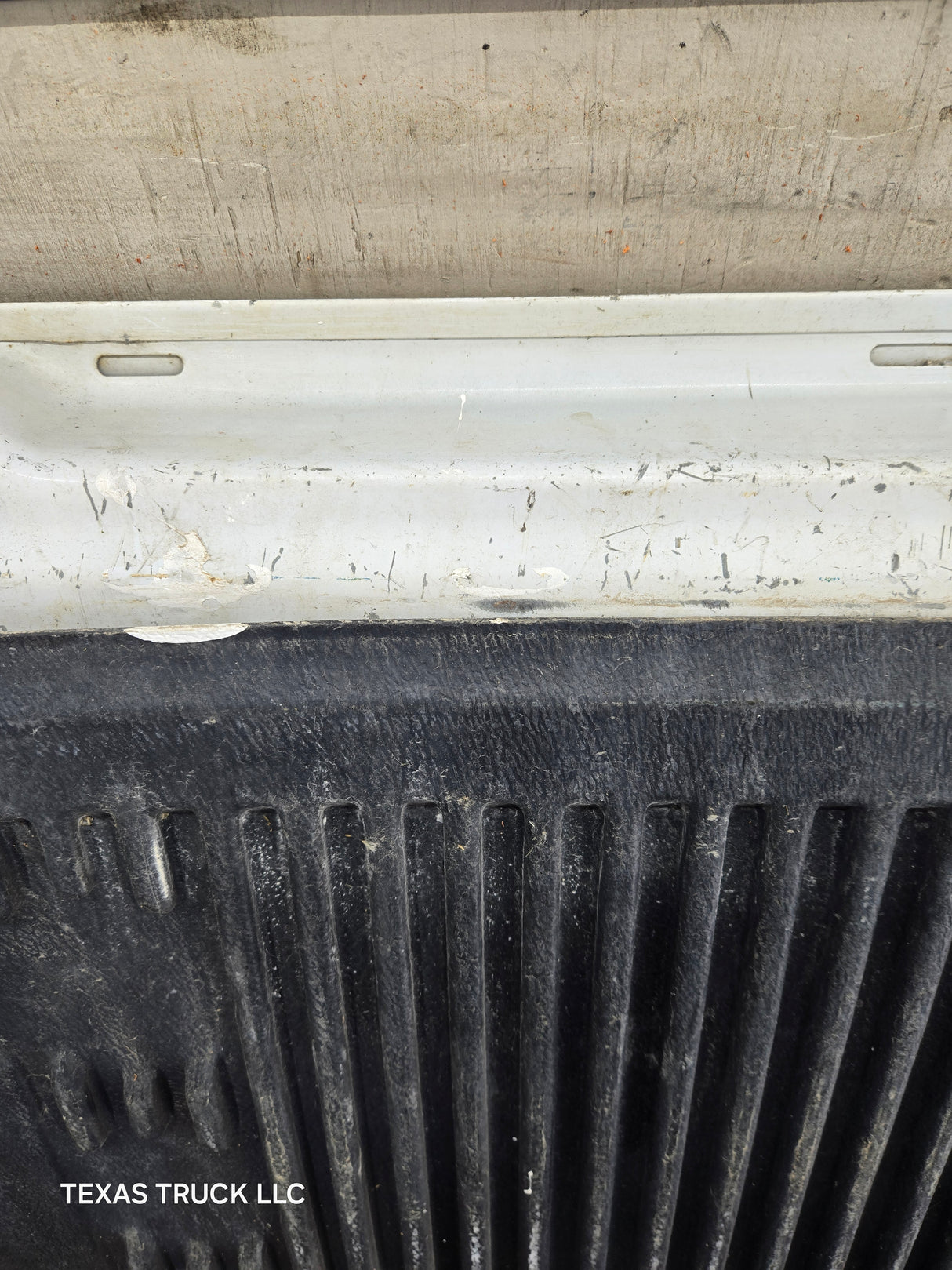 1997-2003 F150 / 1999-2007 Ford F250 F350 F450 F550 Super Duty Tailgate