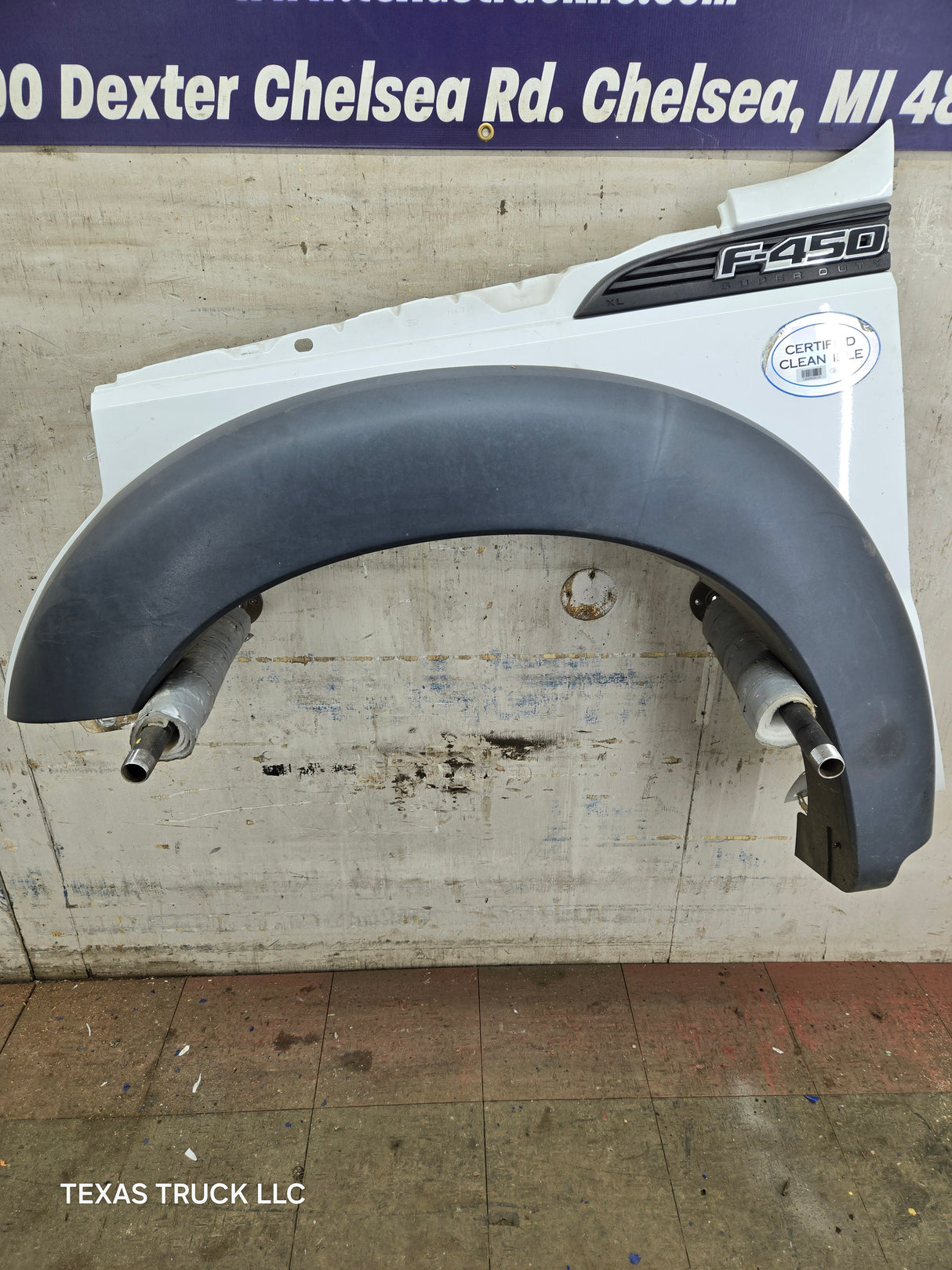 2011-2016 Ford Super Duty F450 F550 LH Driver Side Front Fender