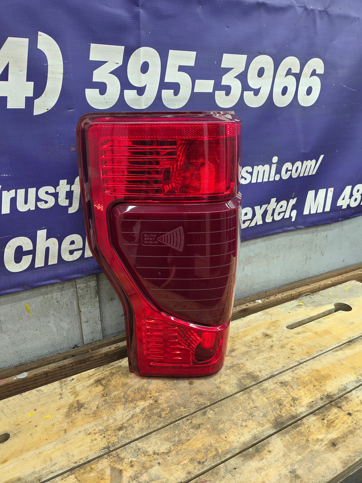 2020-2022 Ford Super Duty Driver Side Tail Light W/BLISS Radar Blind Spot LED REVERSE LC3B-13B505-EA