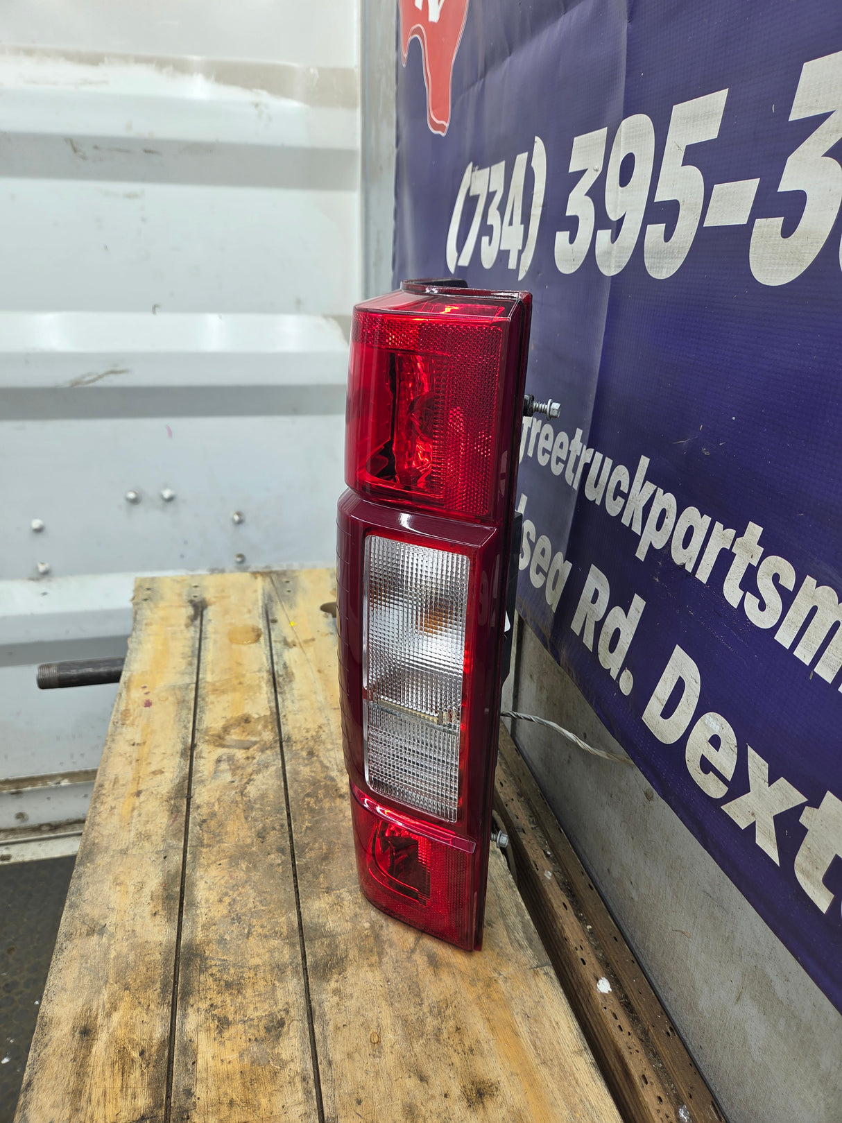 2020-2022 Ford Super Duty Driver Side Tail Light W/BLISS Radar Blind Spot LED REVERSE LC3B-13B505-EA