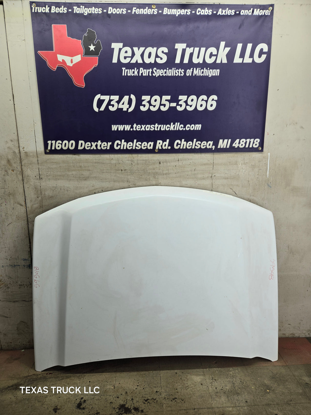 2003-2006 Chevrolet Silverado 2500 3500 Cateye HD Hood OEM