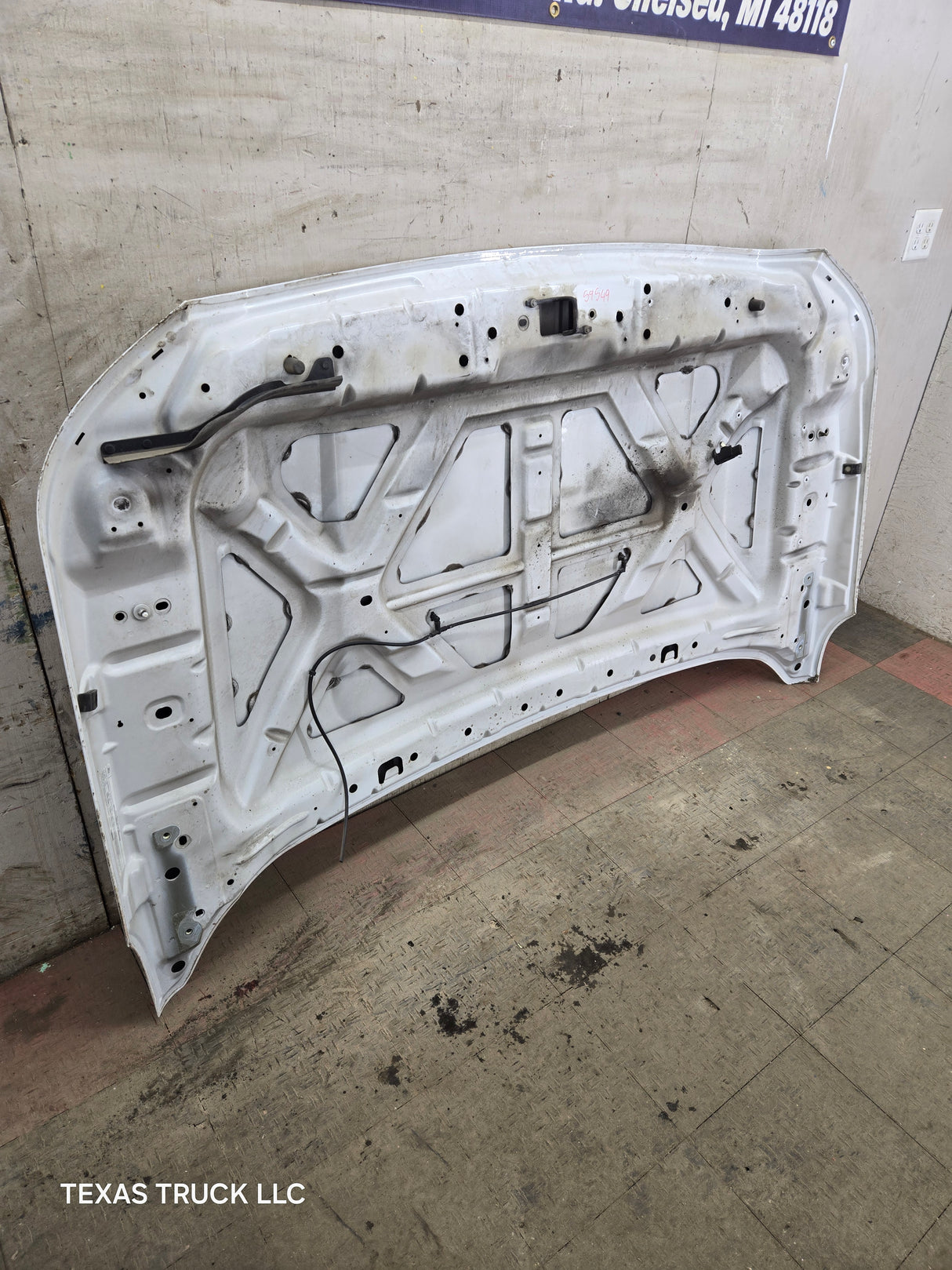 2011-2016 Ford Super Duty Hood F250 F350 F450 F550 - Oxford White