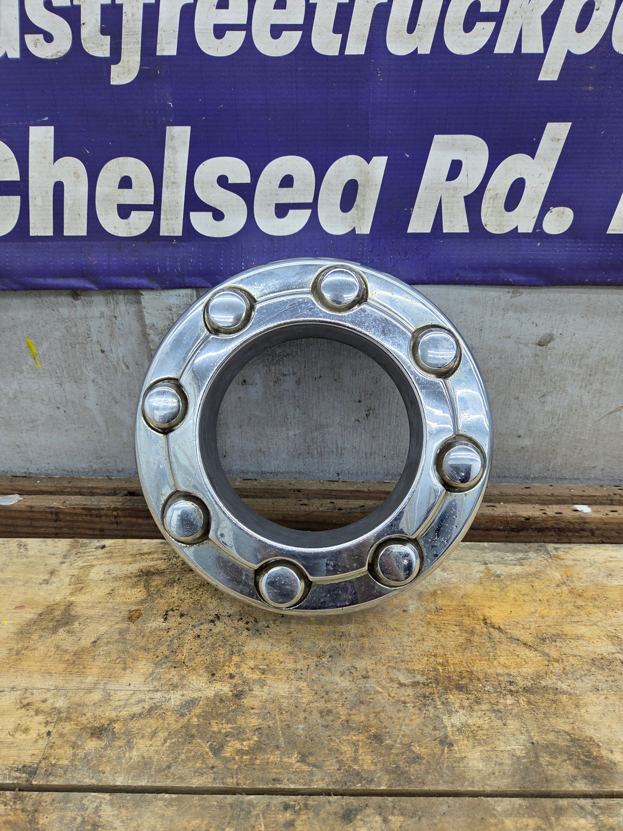 2008-2016 Ford Super Duty Front Hub Cap Center Cap 8 LUG F250 F350