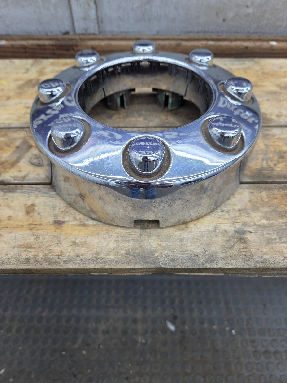 2008-2016 Ford Super Duty Front Hub Cap Center Cap 8 LUG F250 F350