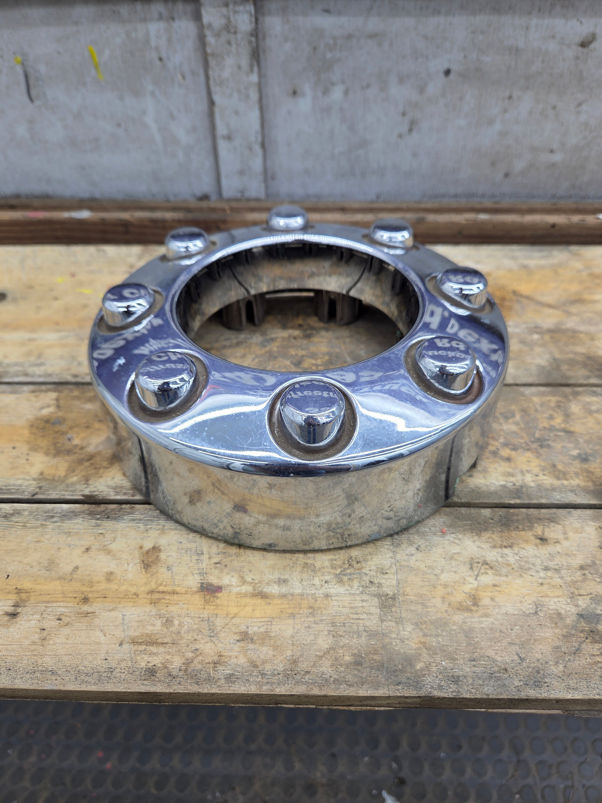 2008-2016 Ford Super Duty Front Hub Cap Center Cap 8 LUG F250 F350
