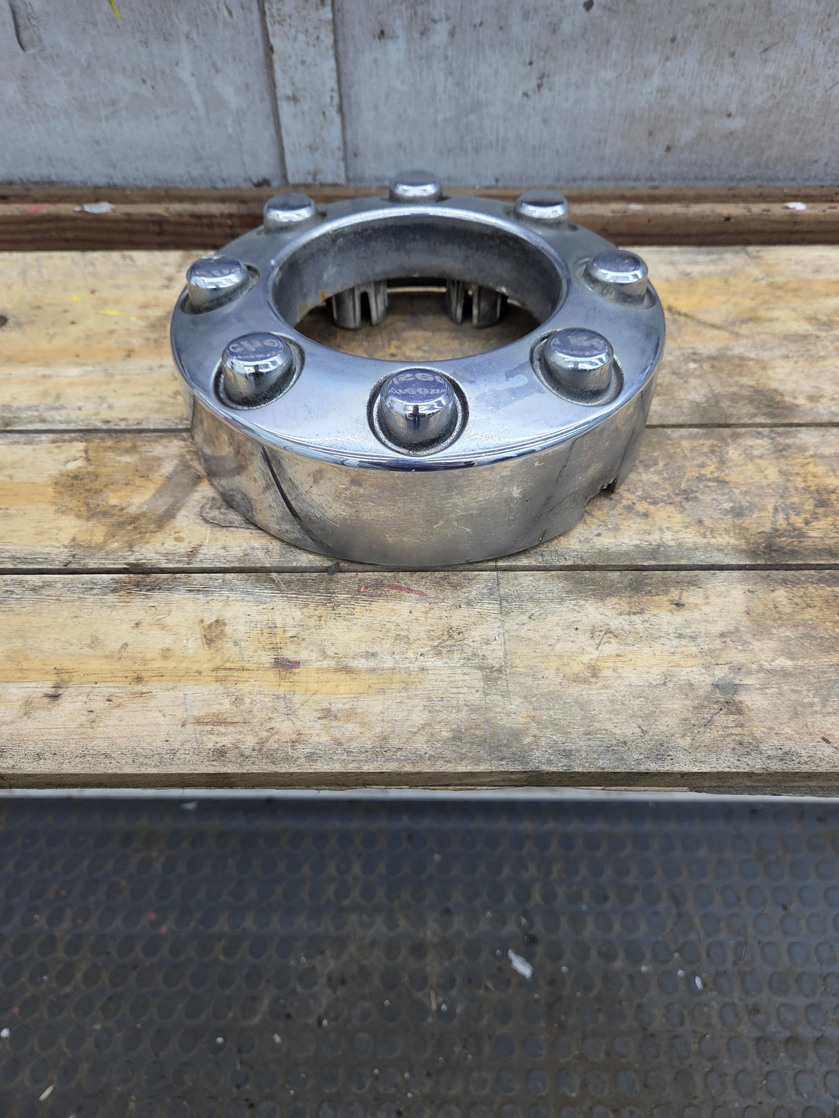 2008-2016 Ford Super Duty Front Hub Cap Center Cap 8 LUG F250 F350