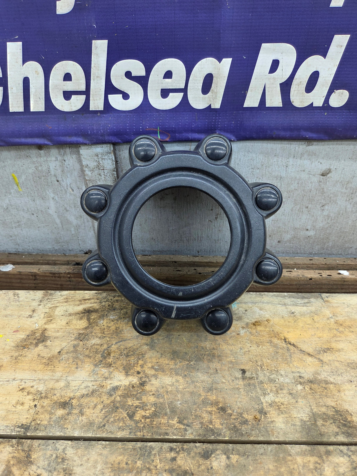 1999-2007 Ford Super Duty Black Front Hub Cap 4wd Center Cap SRW 8 LUG