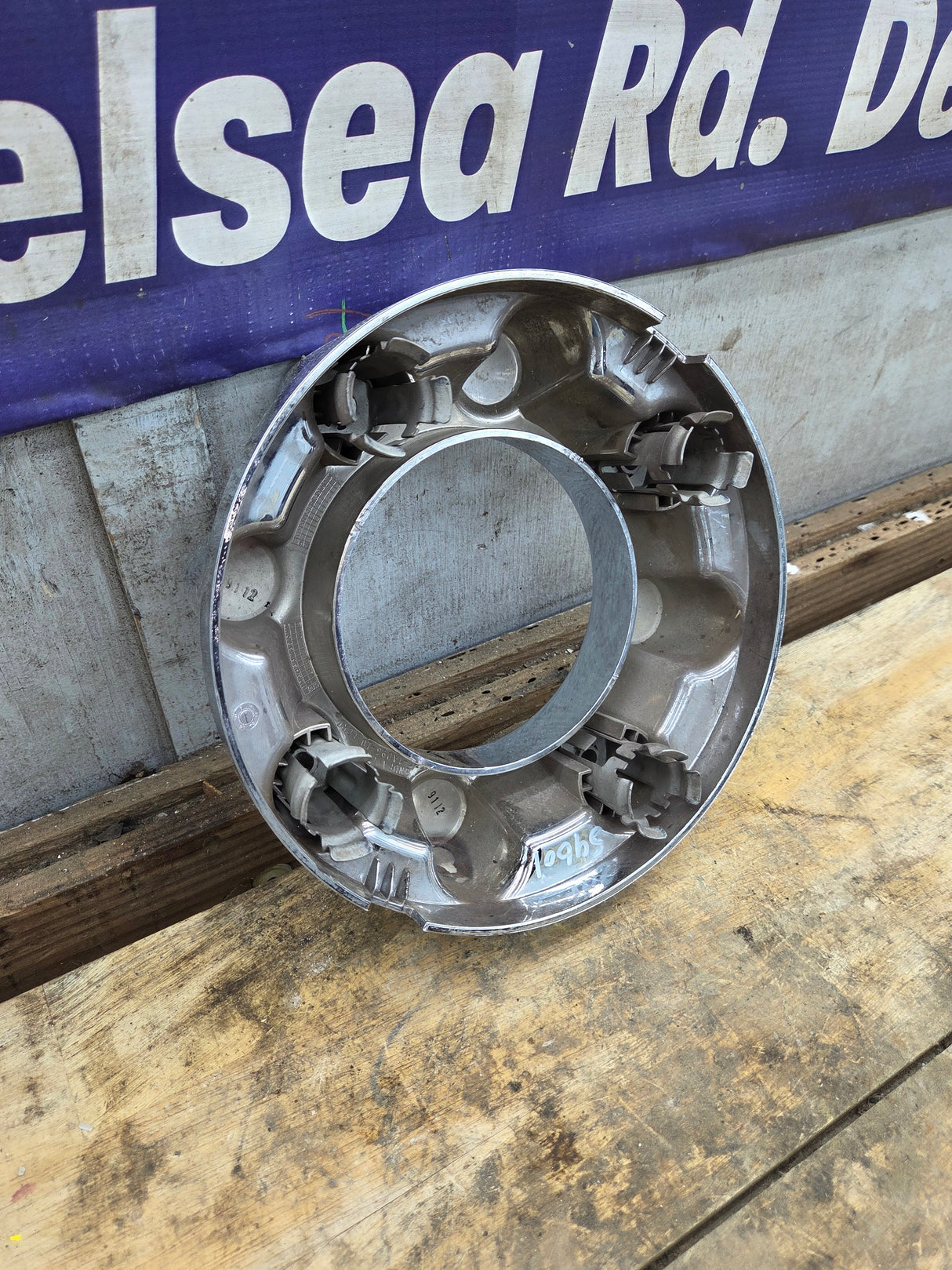 2017-2024 Ford Super Duty Front Hub Cap Center Cap 8 LUG HC3C-1A096-LD F250 F350