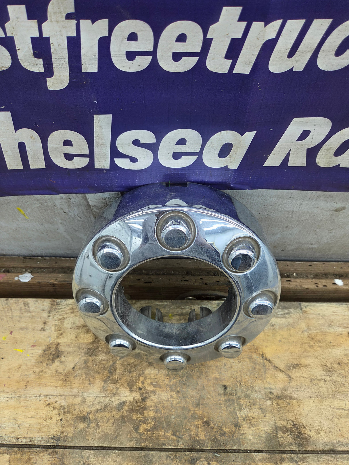 2008-2016 Ford Super Duty Front Hub Cap Center Cap 8 LUG F250 F350