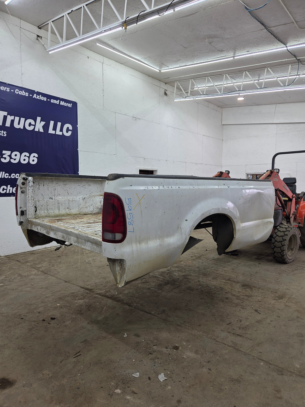 1999-2010 Ford F250 F350 Super Duty 8' Long Truck Bed