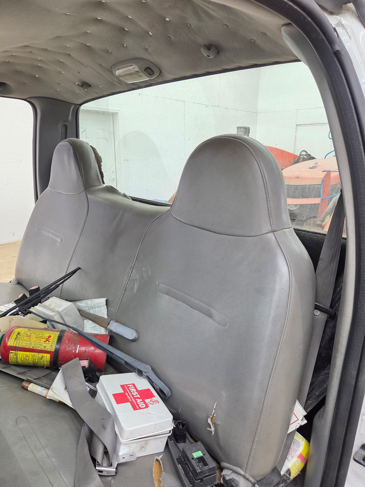1999-2007 Ford Super Duty F250 F350 F450 F550 2 Door Regular Cab