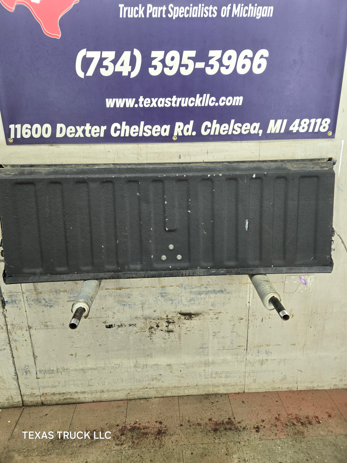 1999-2007 Chevrolet Silverado / GMC Sierra 1500 2500 3500 Tailgate