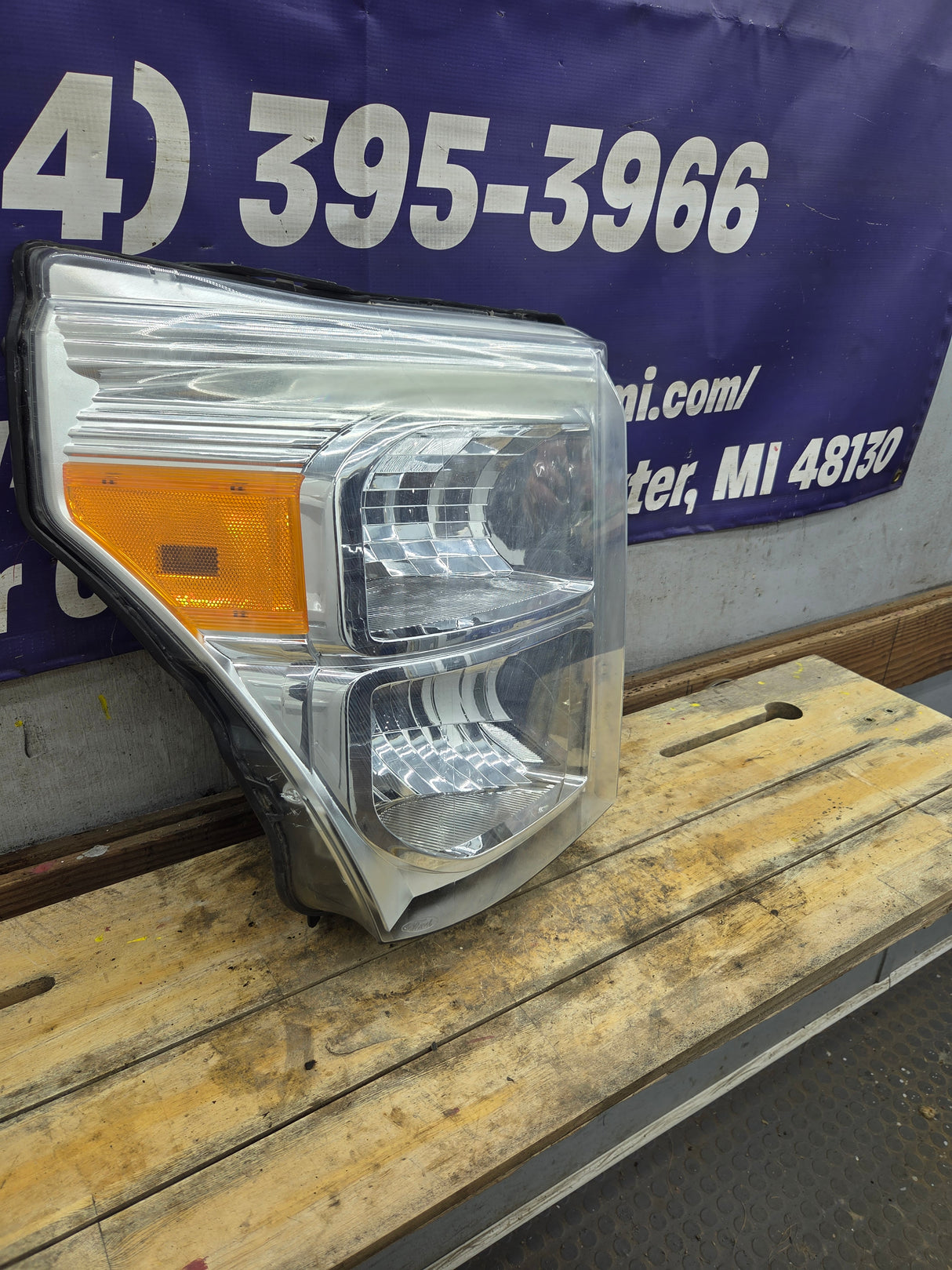 2011-2016 Ford Super Duty F250 F350 F450 F550 RH Passenger Side Headlight 6.7L Power Stroke 6.2L BC34-13005-A