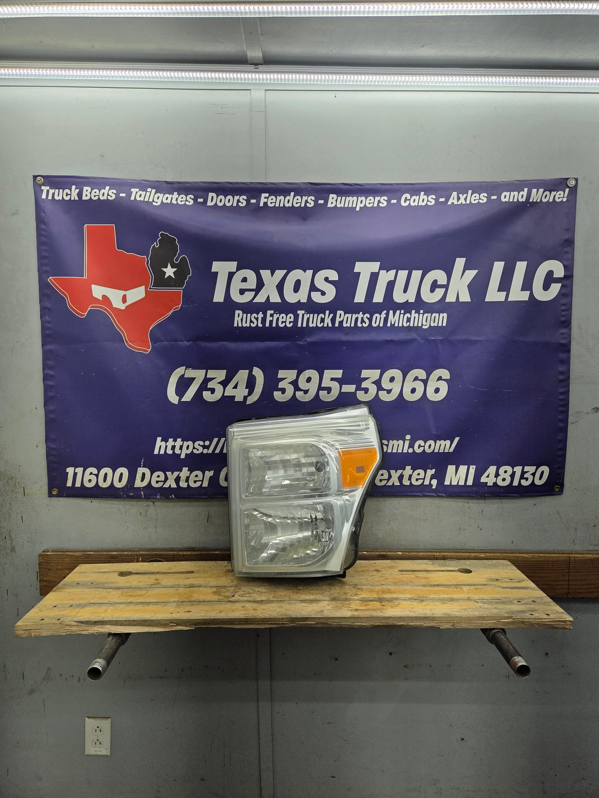 2011-2016 Ford Super Duty F250 F350 F450 F550 LH Driver Side Headlight BC34-13006-A 6.7L Power Stroke 6.2L Gas