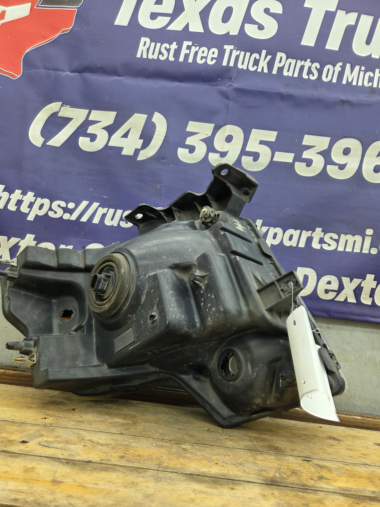 2009-2014 Ford F150 RH Passenger Side Headlight Halogen - DL3Z13008B, DL3Z13008EC