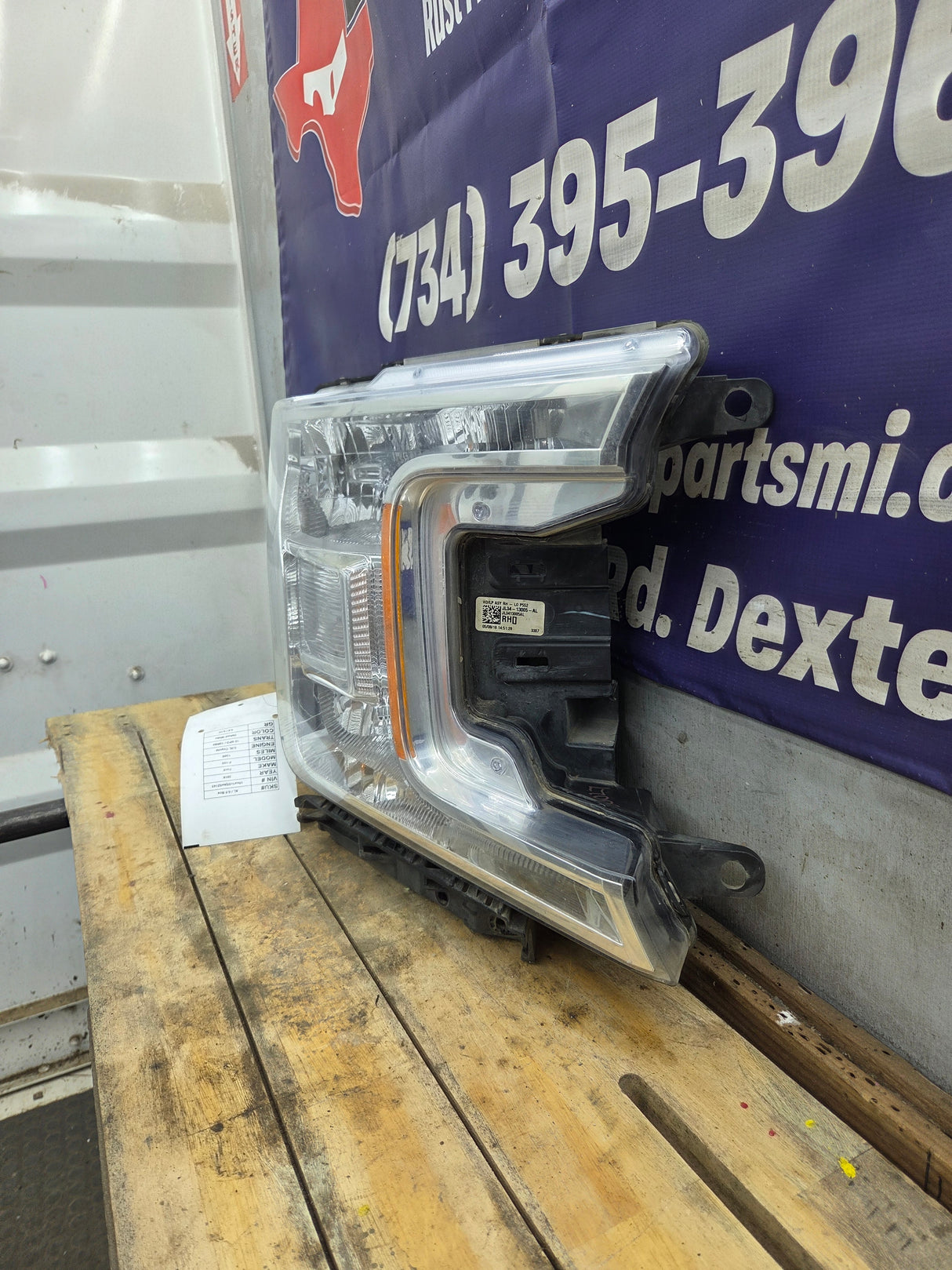 2018-2020 Ford F150 XL RH Passenger Side Headlight Halogen -KL3Z13008M, KL3Z13008C