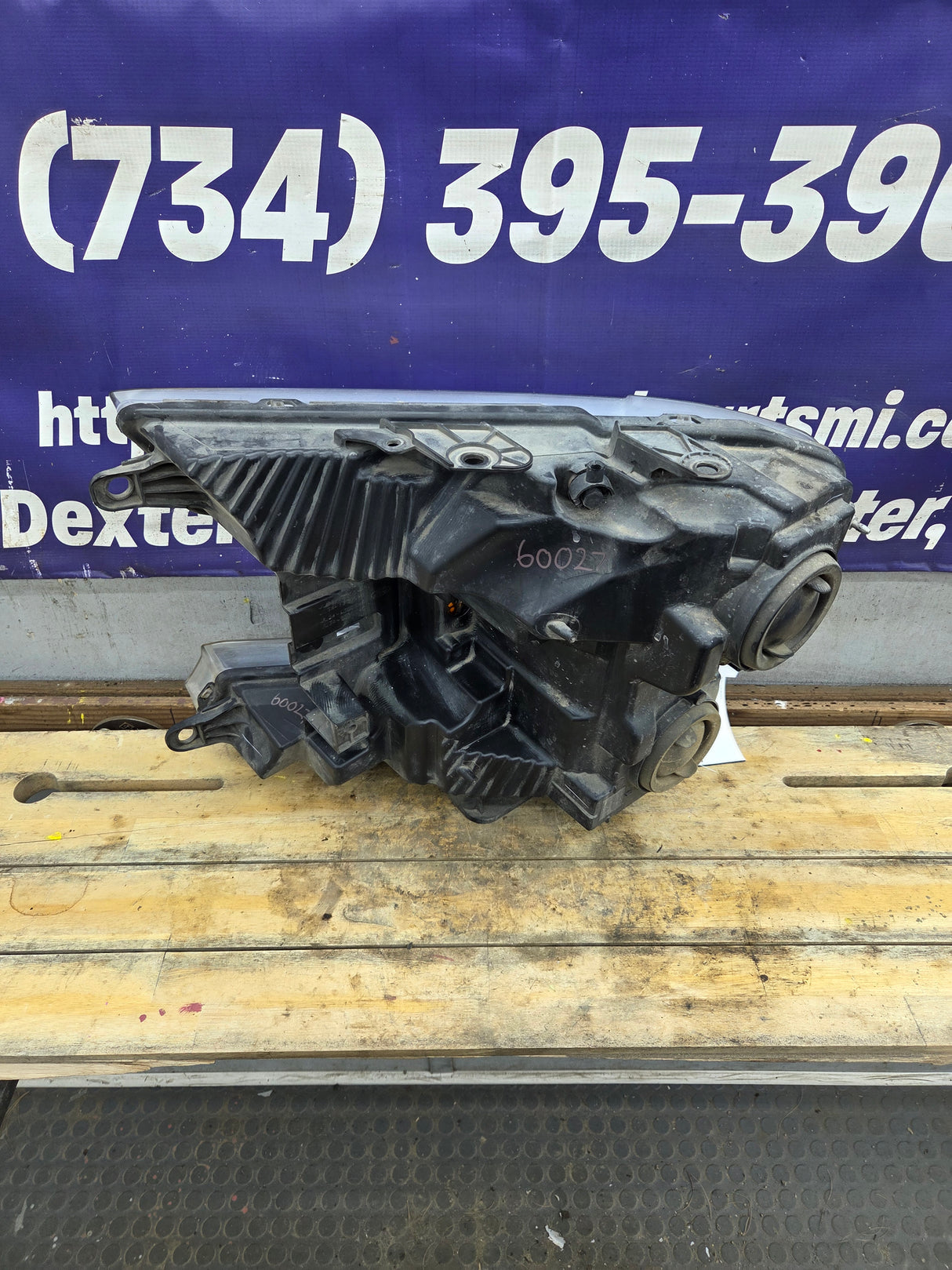 2018-2020 Ford F150 XL RH Passenger Side Headlight Halogen -KL3Z13008M, KL3Z13008C
