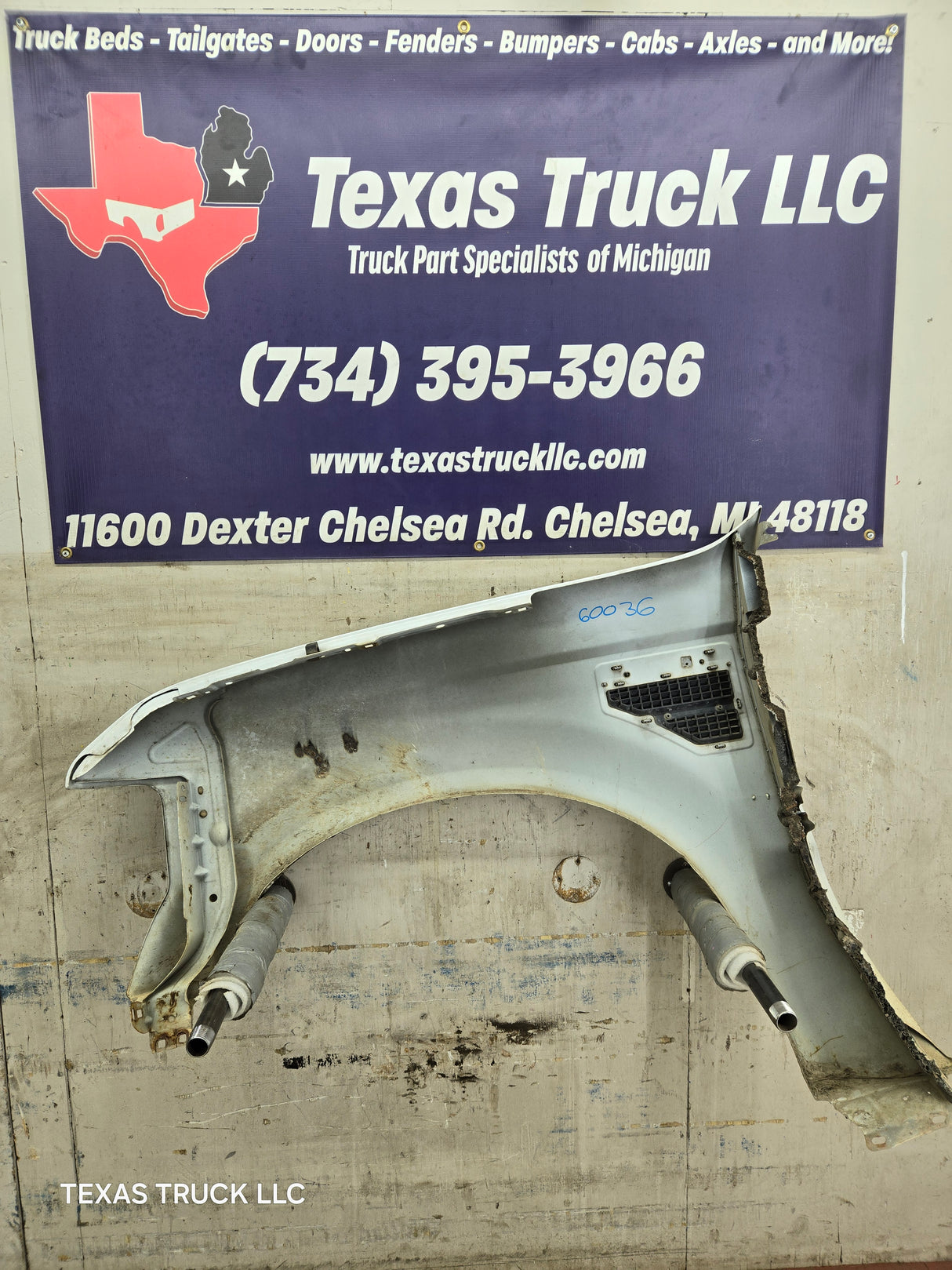 2008-2010 Ford Super Duty F250 F350 RH Passenger Side Fender