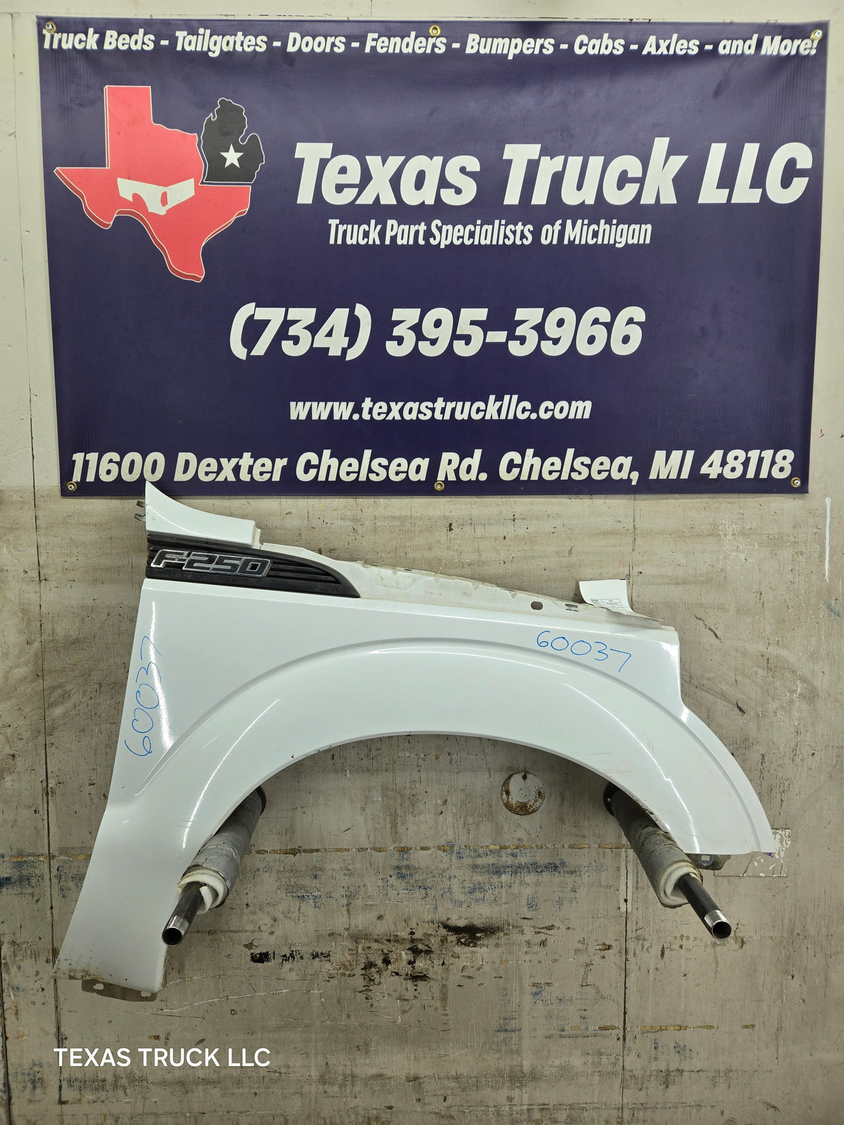 2011-2016 Ford Super Duty F250 F350 RH Passenger Side Front Fender Quarter Panel - Oxford White