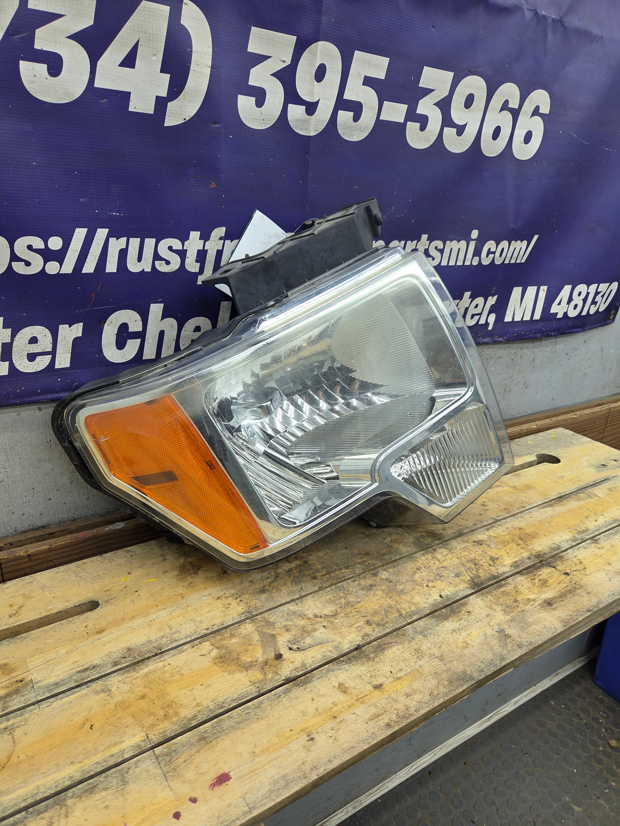 2009-2014 Ford F150 RH Passenger Side Headlight Halogen - DL3Z13008A, DL3Z13008EB