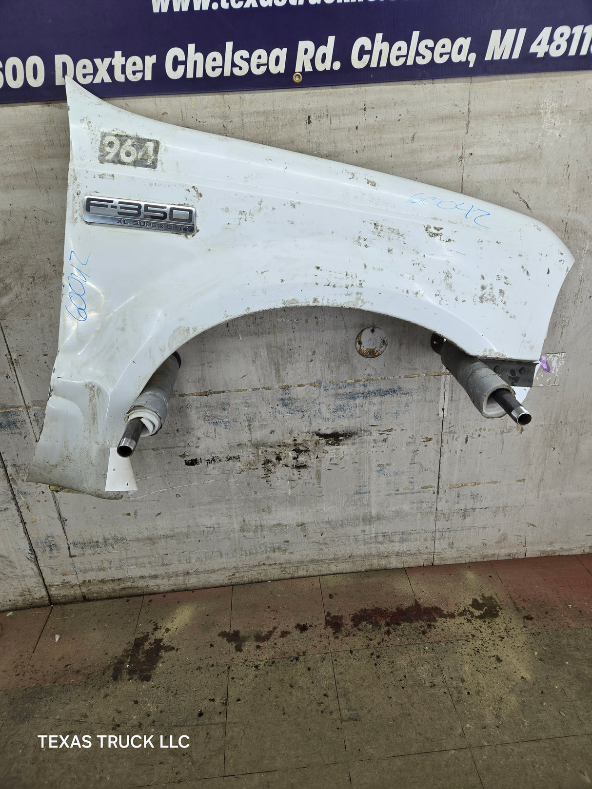 1999-2007 Ford Super Duty RH Passenger Side Front Fender F250 F350 F450 F550 Excursion