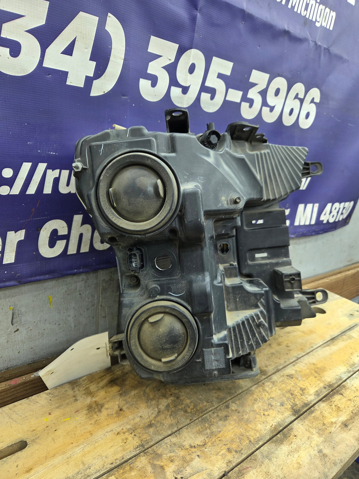 2018-2020 Ford F150 XL LH Driver Side Headlight Halogen - KL3Z13008P, KL3Z13008D