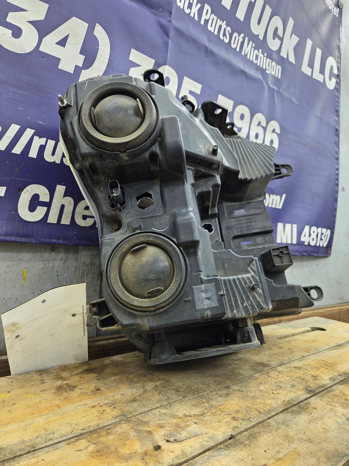 2018-2020 Ford F150 XL LH Driver Side Headlight Halogen - KL3Z13008P, KL3Z13008D