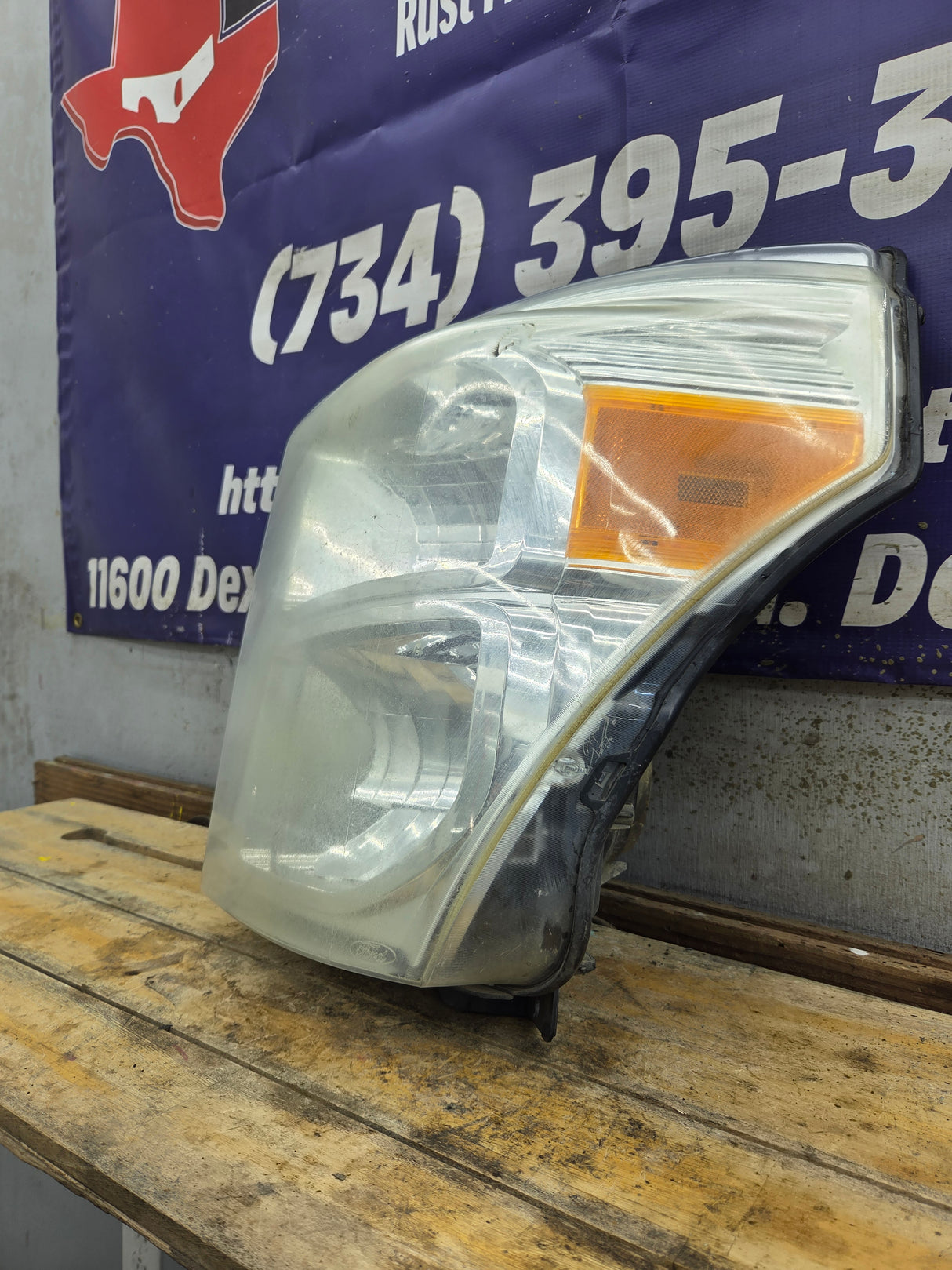 2011-2016 Ford Super Duty F250 F350 F450 F550 LH Driver Side Headlight BC34-13006-A 6.7L Power Stroke 6.2L Gas