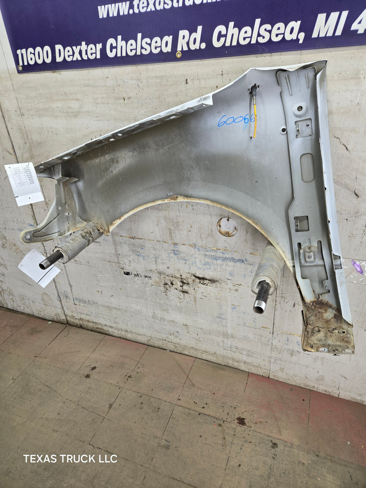 2004-2008 Ford F150 RH Passenger Side Front Fender