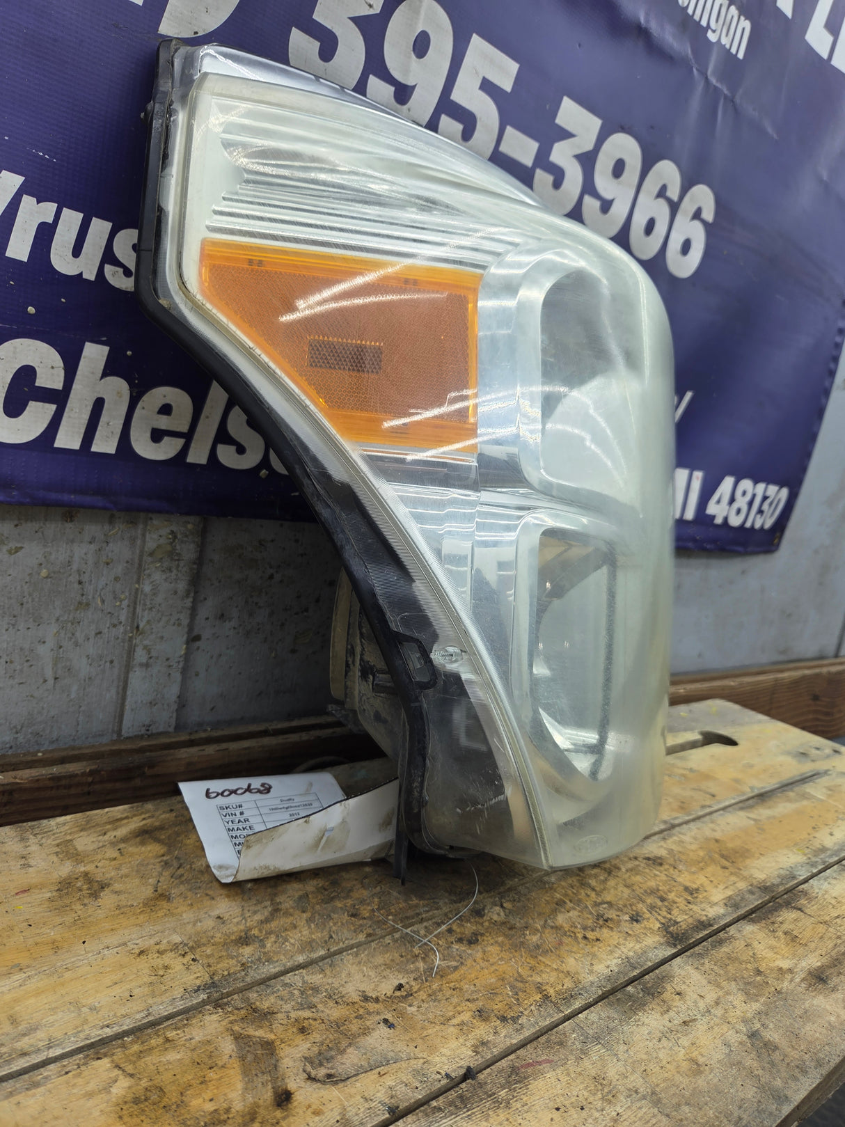 2011-2016 Ford Super Duty F250 F350 F450 F550 RH Passenger Side Headlight 6.7L Power Stroke 6.2L BC34-13005-A