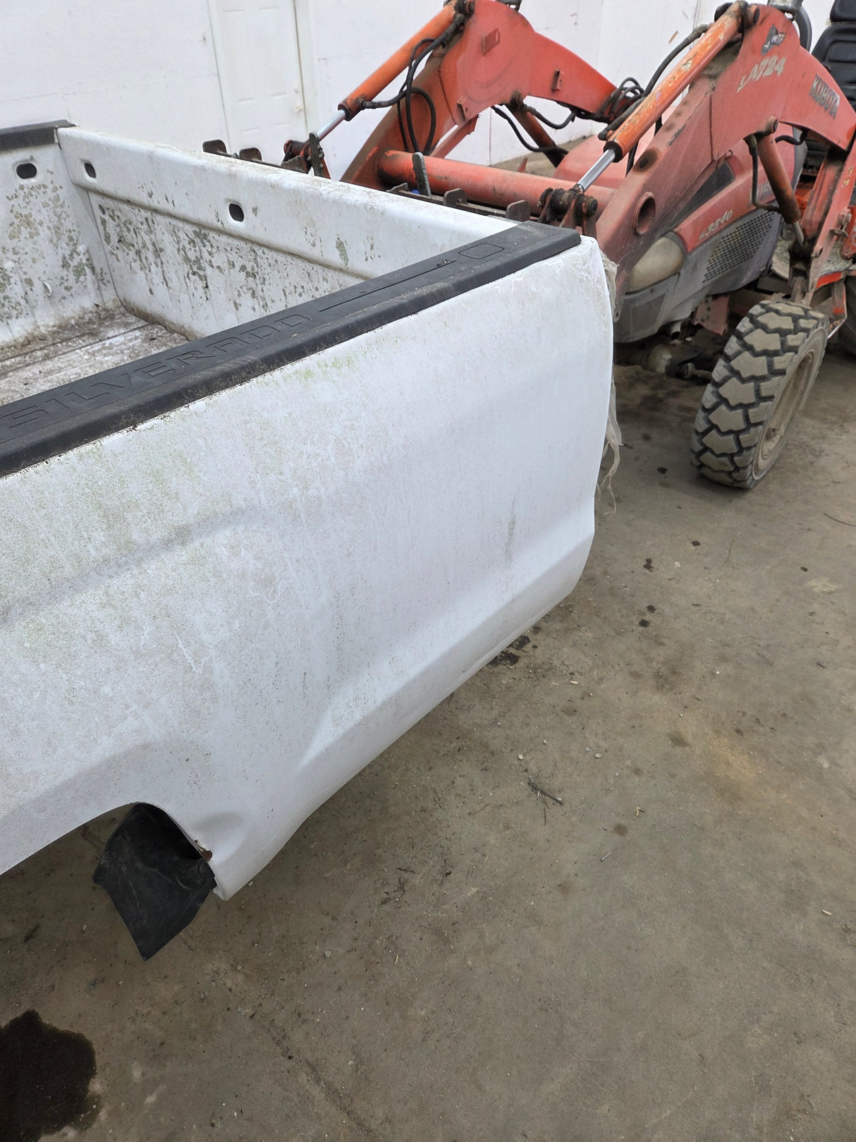 2014-2019 Chevrolet Silverado 1500 2500HD 3500HD 8' Long Truck Bed