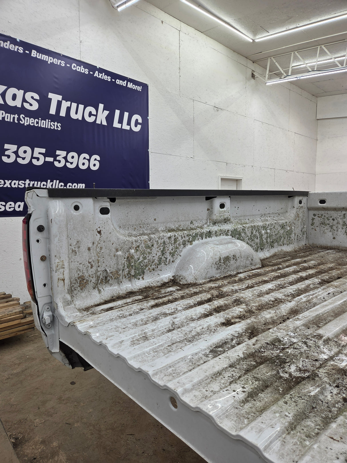 2014-2019 Chevrolet Silverado 1500 2500HD 3500HD 8' Long Truck Bed