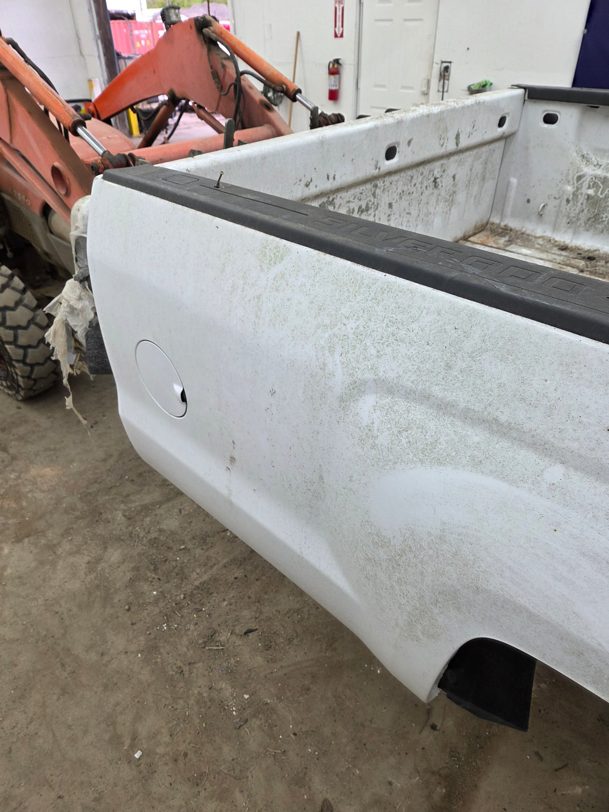 2014-2019 Chevrolet Silverado 1500 2500HD 3500HD 8' Long Truck Bed