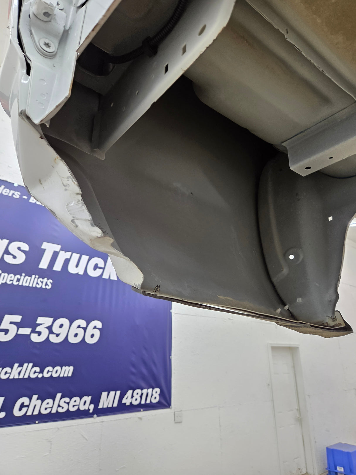 2014-2019 Chevrolet Silverado 1500 2500HD 3500HD 8' Long Truck Bed