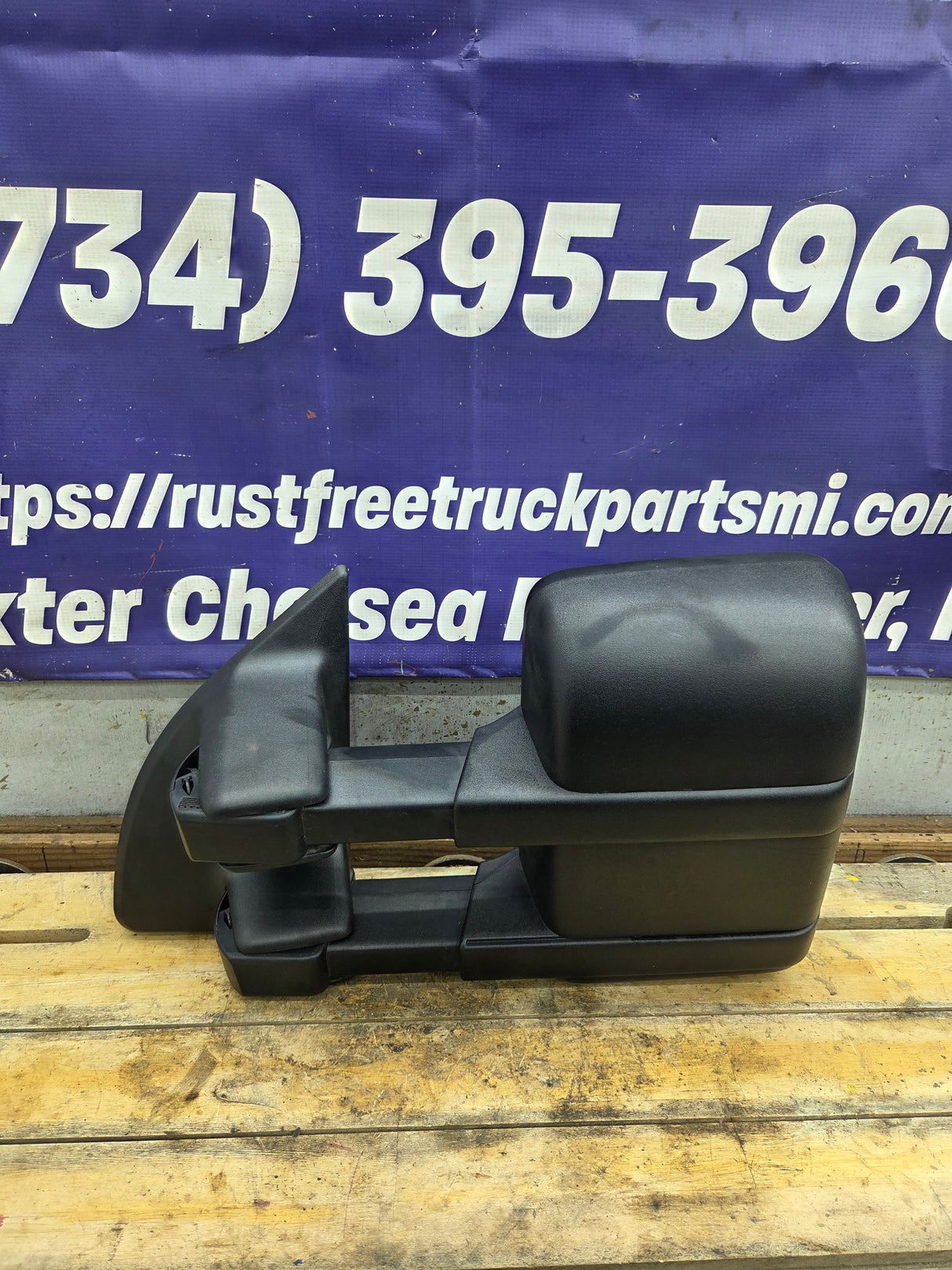 2008-2016 Ford Super Duty F250 F350 F450 F550 LH Driver Side Manual Towing Mirror OEM
