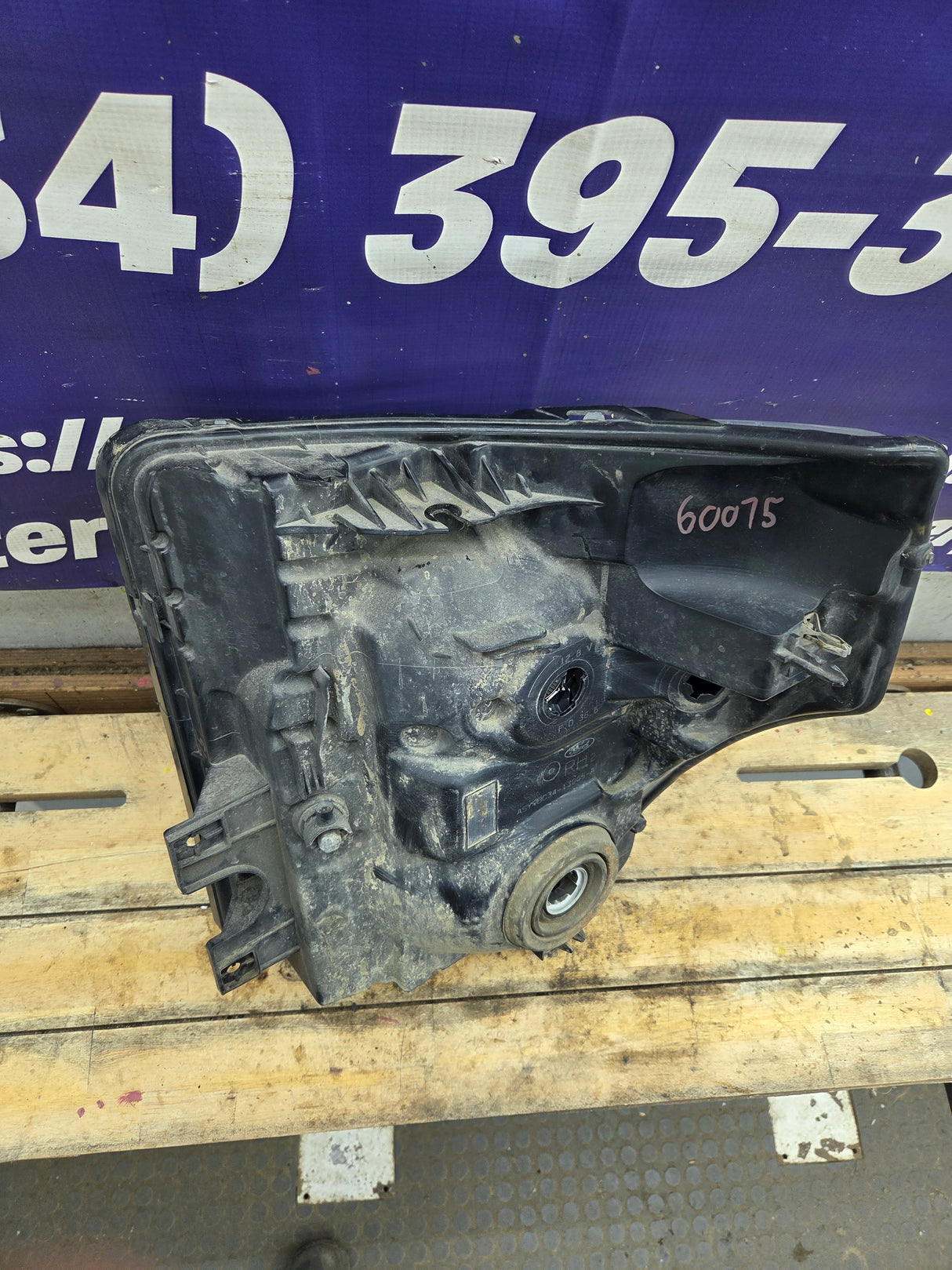 2011-2016 Ford Super Duty F250 F350 F450 F550 RH Passenger Side Headlight 6.7L Power Stroke 6.2L BC34-13005-A