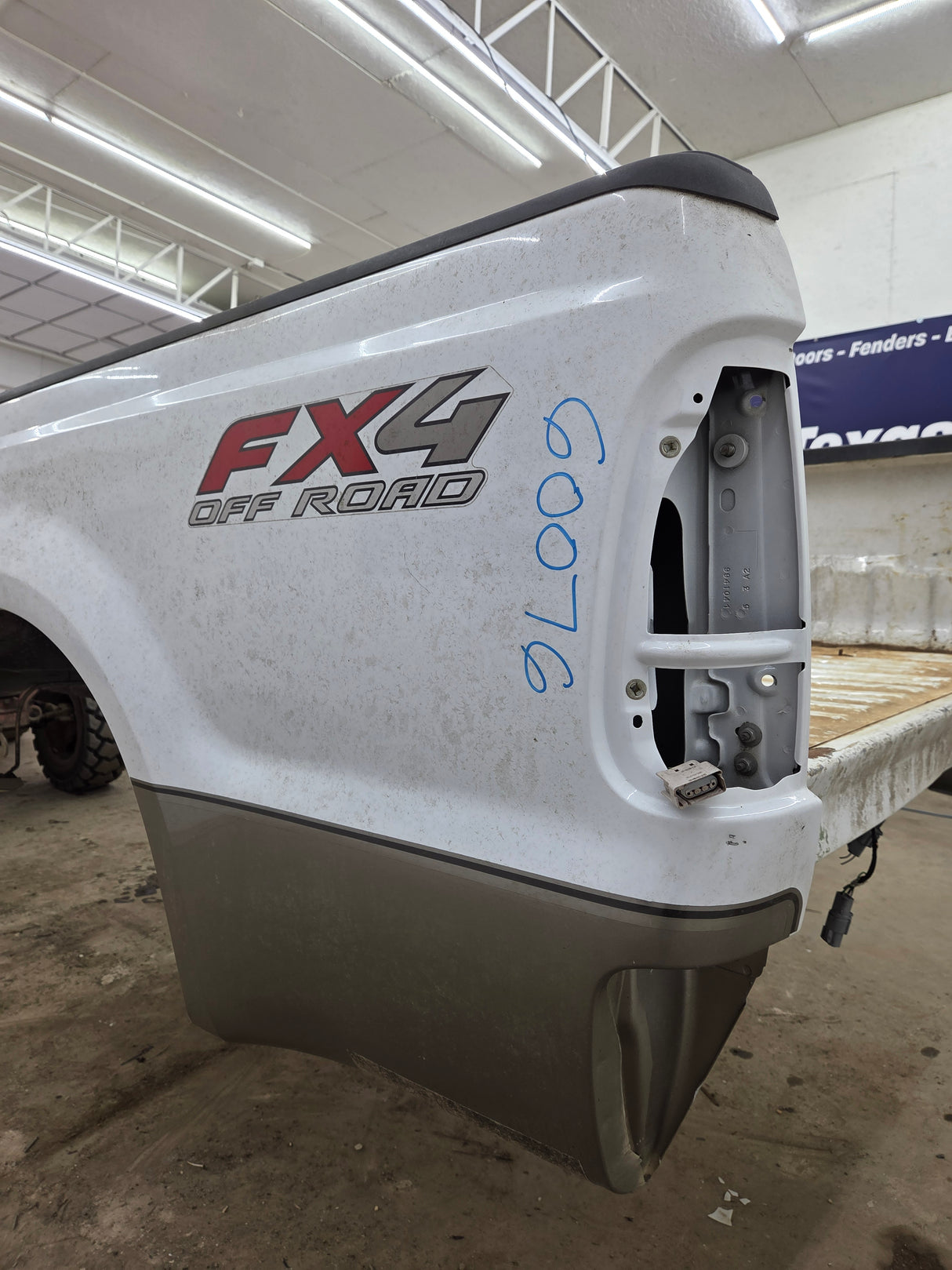 1999-2010 Ford F250 F350 Super Duty 8' Long Truck Bed