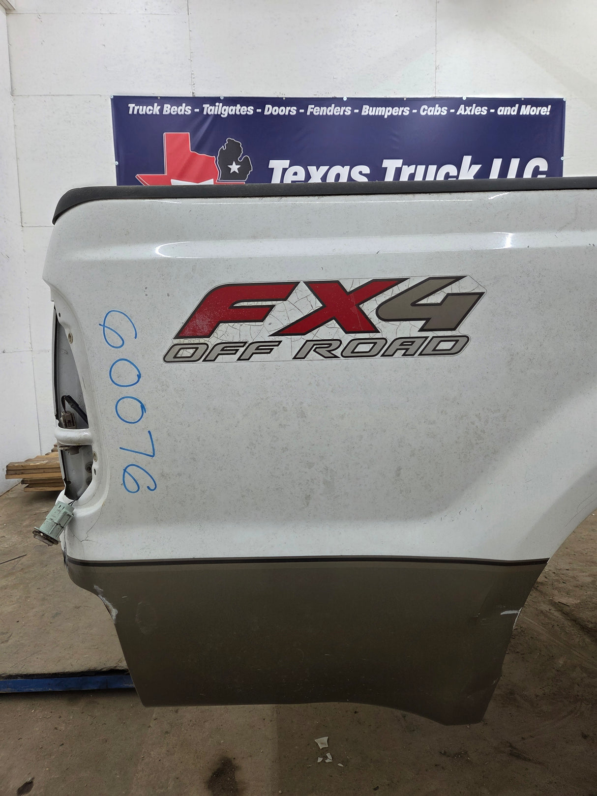 1999-2010 Ford F250 F350 Super Duty 8' Long Truck Bed