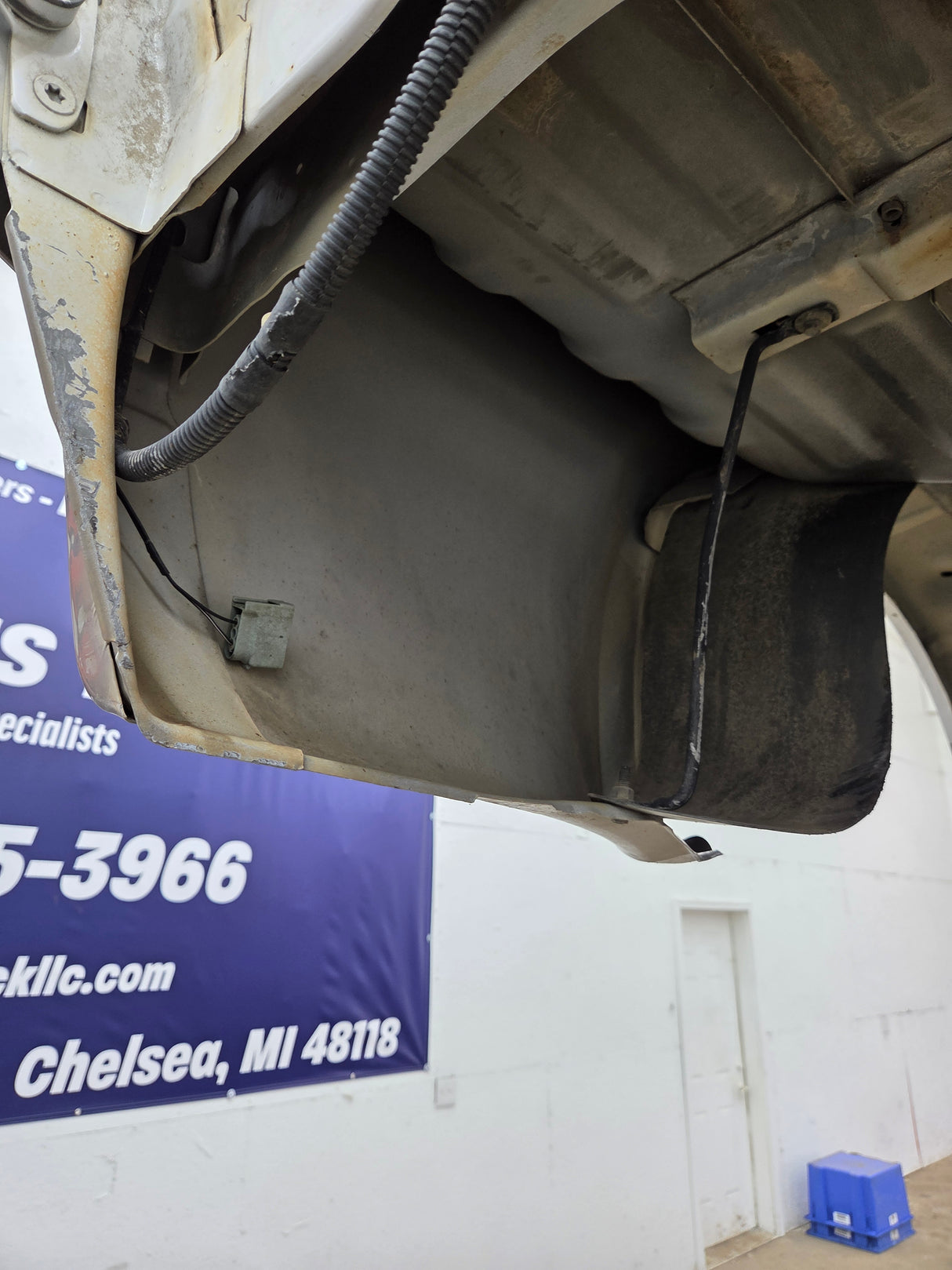 1999-2010 Ford F250 F350 Super Duty 8' Long Truck Bed