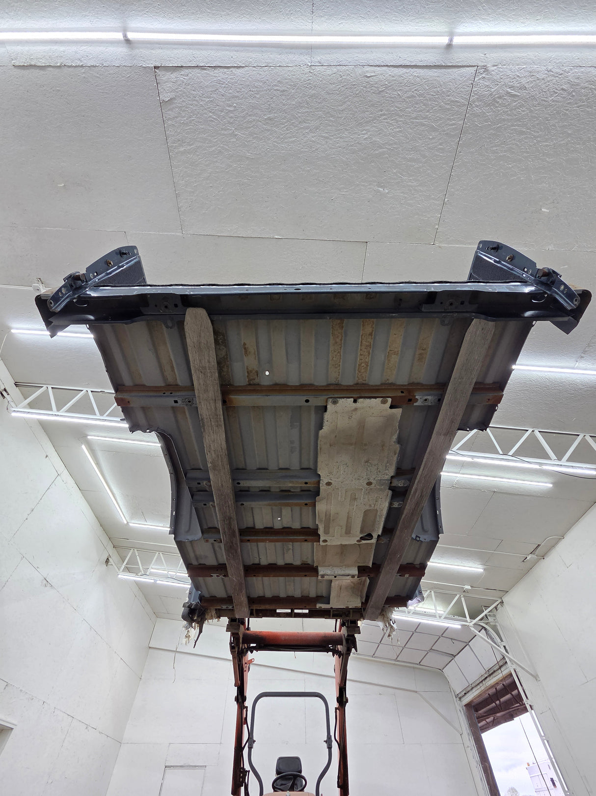 1999-2007 Chevrolet Silverado / GMC Sierra 8' 3500 HD Dually Truck Bed