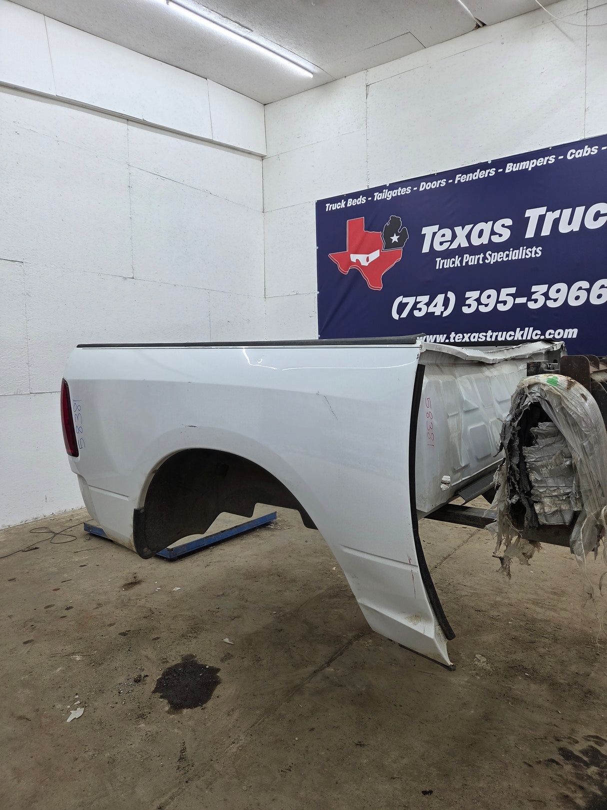 2009-2018 Dodge Ram 1500 4th gen 5' 7" Short Truck Bed