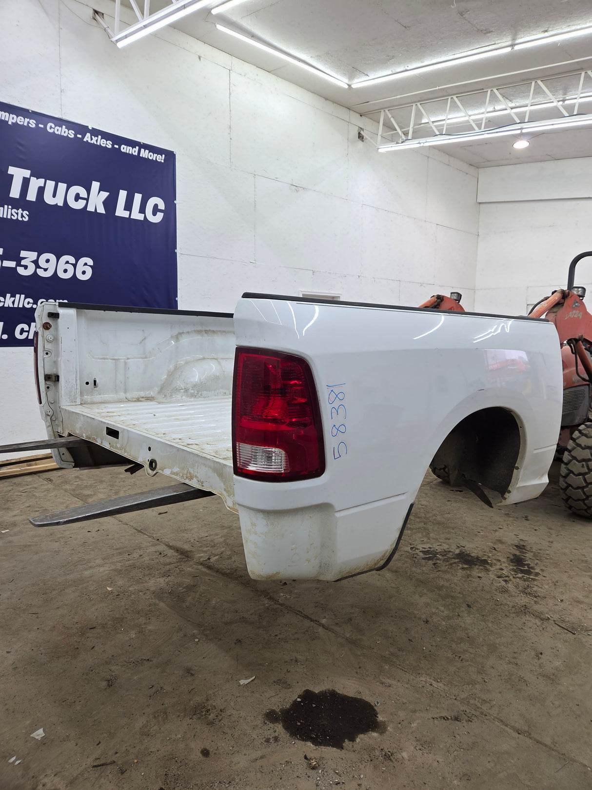 2009-2018 Dodge Ram 1500 4th gen 5' 7" Short Truck Bed
