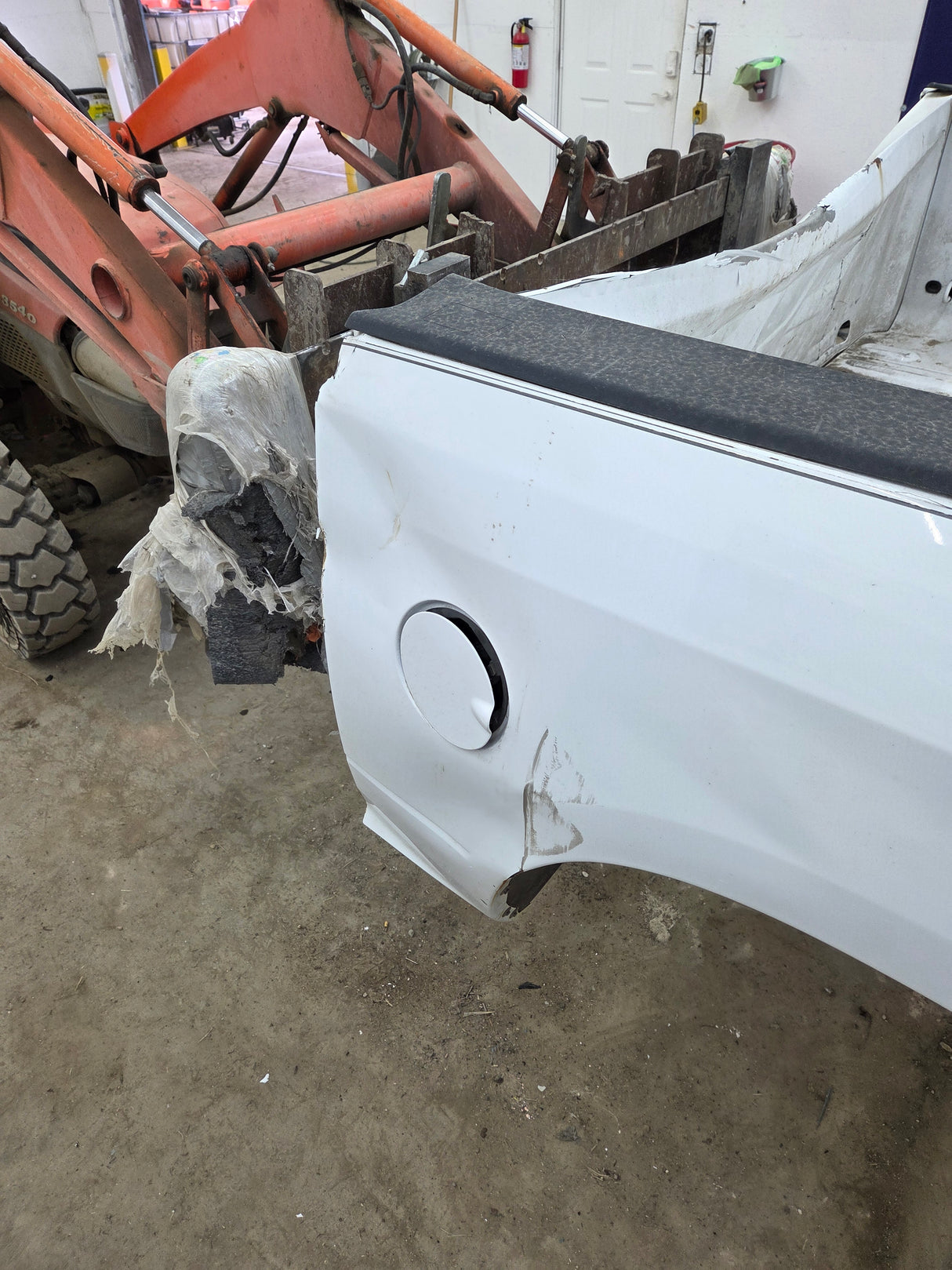 2009-2018 Dodge Ram 1500 4th gen 5' 7" Short Truck Bed