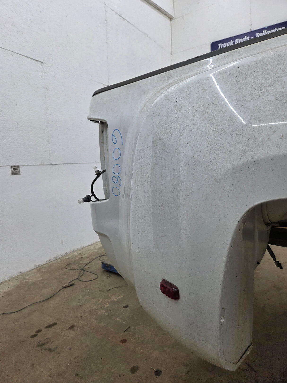 2014-2019 Chevrolet Silverado / GMC Sierra 3500 HD 8' Dually Truck Bed