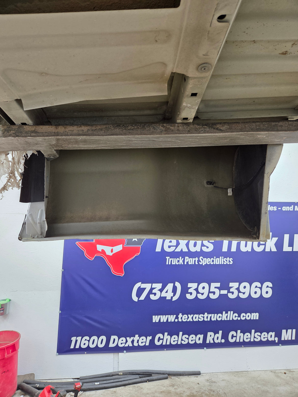 2014-2019 Chevrolet Silverado / GMC Sierra 3500 HD 8' Dually Truck Bed