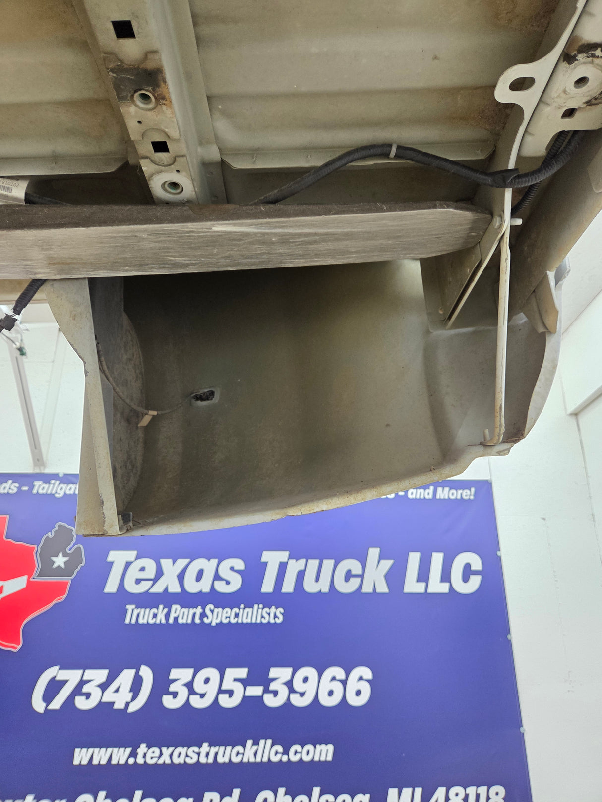 2014-2019 Chevrolet Silverado / GMC Sierra 3500 HD 8' Dually Truck Bed
