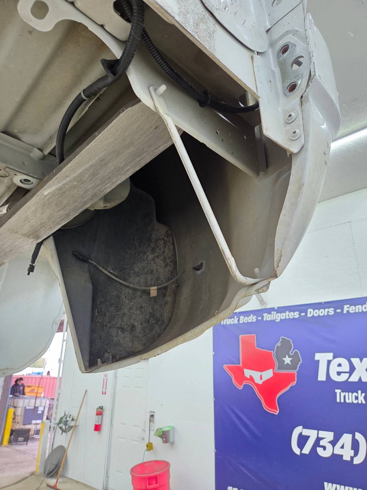 2014-2019 Chevrolet Silverado / GMC Sierra 3500 HD 8' Dually Truck Bed