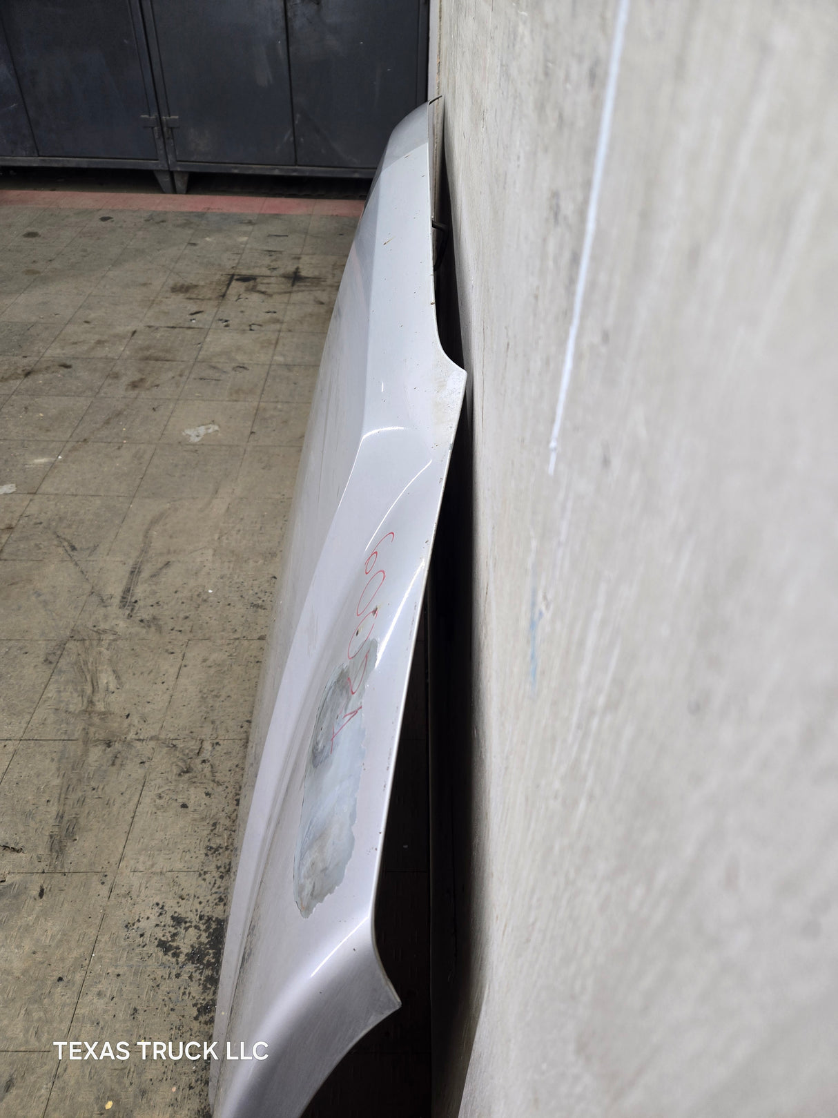2003-2006 Chevrolet Silverado 1500 2500 'Cateye' Hood